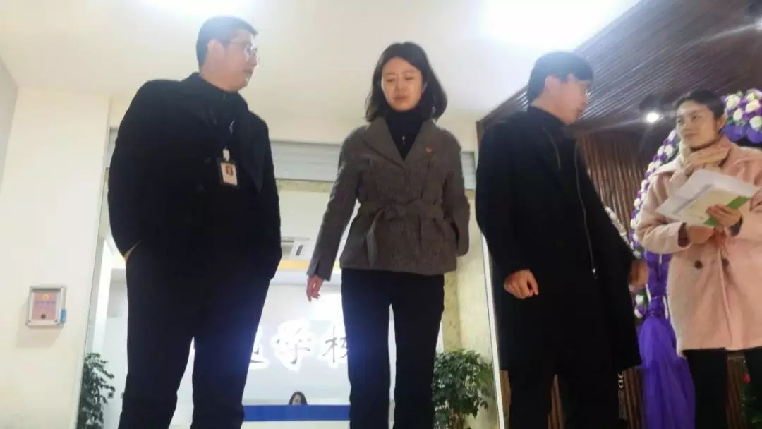熱烈祝賀川越教育共青團(tuán)總支部委員會(huì)成立了！