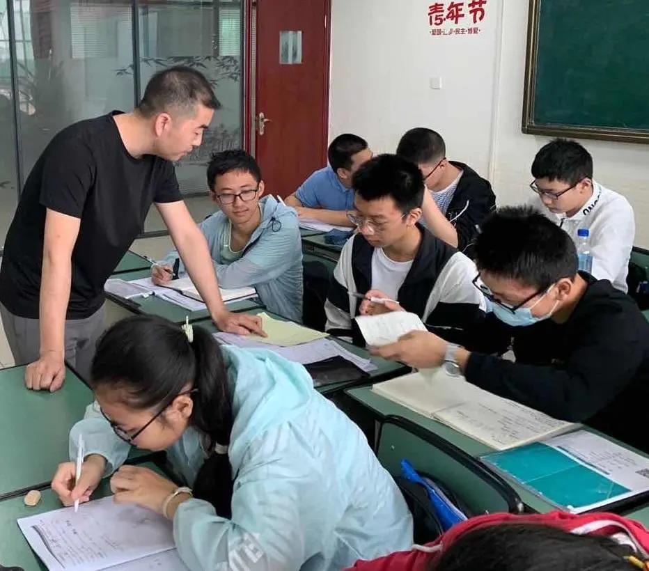 教師 | 從學(xué)生興趣出發(fā)，做他們的源頭活水