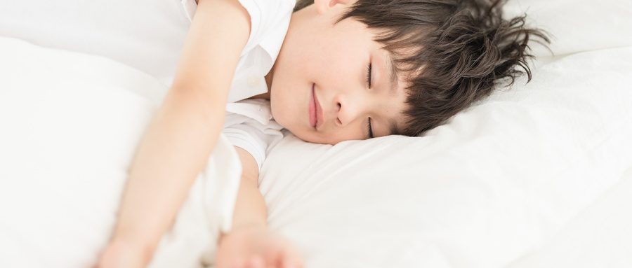 孩子睡眠不足和睡眠充足，差距居然這么大！父母務(wù)必要上心