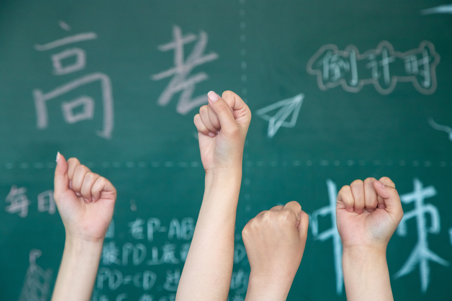 怎樣表揚，才最能引導(dǎo)孩子成長？